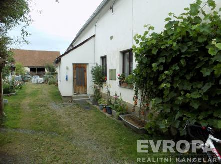 . | Prodej - dům/vila, 109 m²