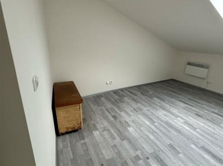 . | Pronájem - kanceláře, 18 m²