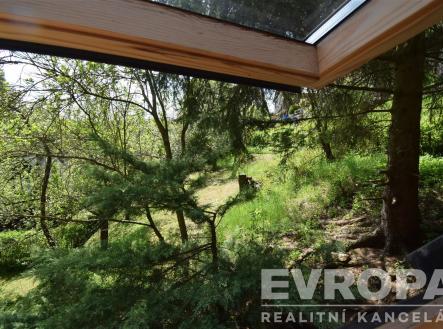 Výhled z ložnice 2 | Prodej - chata/rekreační objekt, 89 m²