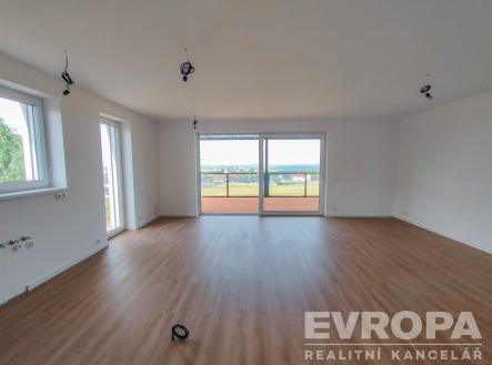 . | Prodej - dům/vila, 210 m²