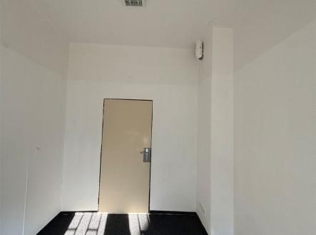 . | Pronájem - kanceláře, 20 m²