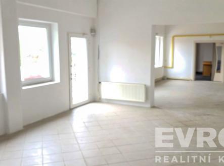 . | Pronájem - jiné, 106 m²