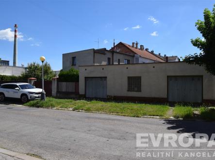 . | Prodej - dům/vila, 190 m²