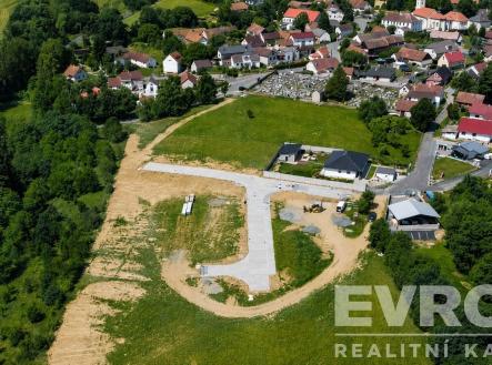 . | Prodej - pozemek pro bydlení, 857 m²