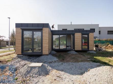 Fotka 9 | Prodej - malý objekt/garáž