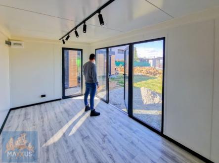 Fotka 2 | Prodej - komerční objekt, jiný, 18 m²