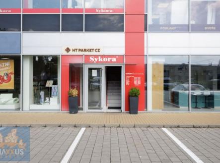 Fotka 10 | Pronájem - obchodní prostor, 267 m²