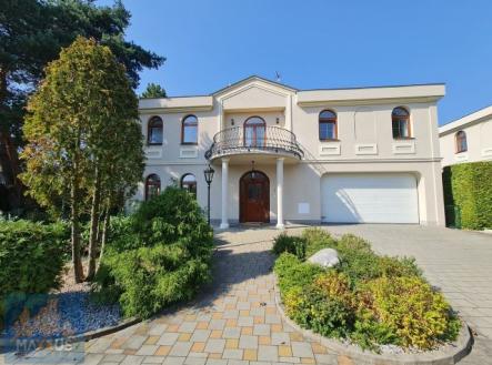 Fotka 32 | Pronájem - dům/vila, 243 m²