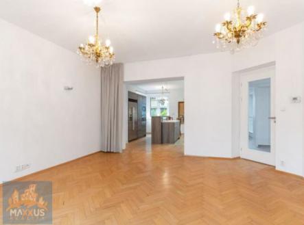 Fotka 4 | Pronájem - dům/vila, 311 m²