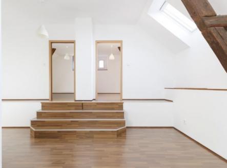 Fotka 2 | Pronájem - dům/vila, 130 m²