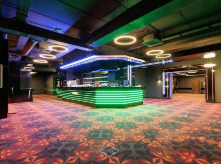 Fotka 21 | Pronájem - obchodní prostor, 618 m²