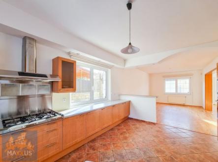 Fotka 3 | Pronájem - dům/vila, 360 m²