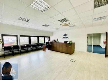Fotka 4 | Pronájem - kanceláře, 900 m²