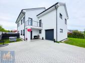 Pronájem - dům/vila, 177 m²