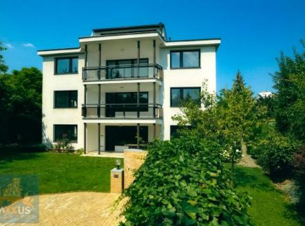 Fotka 1 | Pronájem - dům/vila, 436 m²