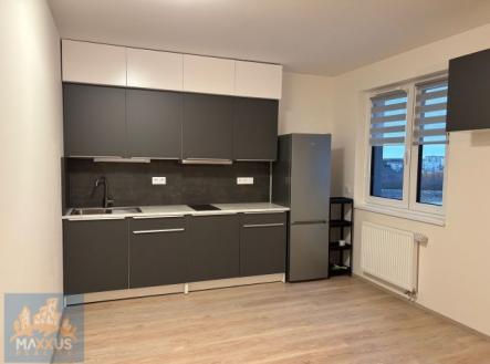 Fotka 10 | Pronájem bytu, 1+kk, 31 m²