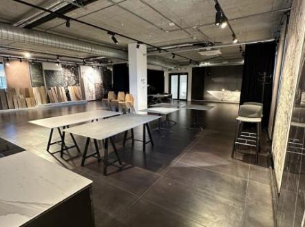 Fotka 9 | Pronájem - kanceláře, 242 m²