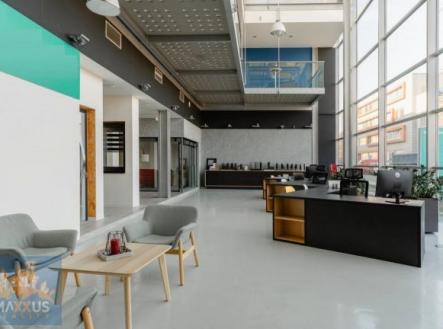 Fotka 2 | Pronájem - obchodní prostor, 1 000 m²