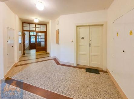 Fotka 2 | Pronájem bytu, 1+kk, 35 m²