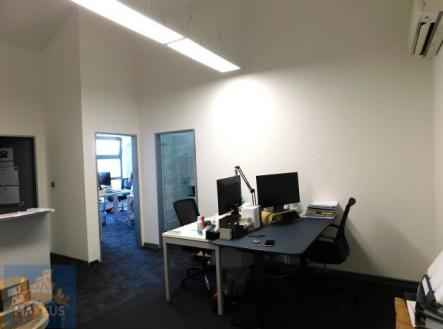 Fotka 5 | Pronájem - kanceláře, 198 m²