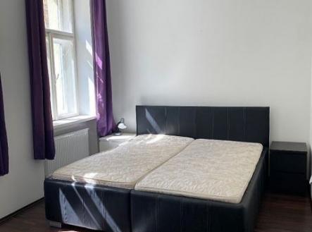 Fotka 1 | Pronájem bytu, 2+kk, 42 m²