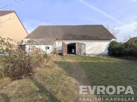 . | Prodej - zemědělský objekt, 3 376 m²