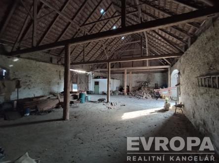 . | Prodej - zemědělský objekt, 3 376 m²