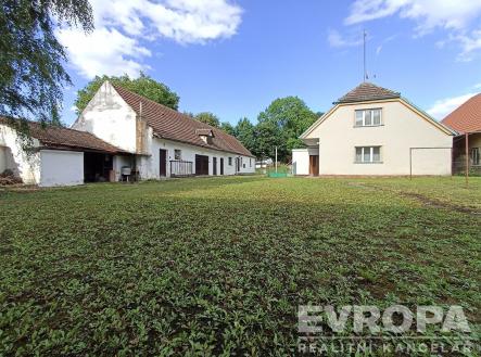 . | Prodej - zemědělský objekt, 3 376 m²