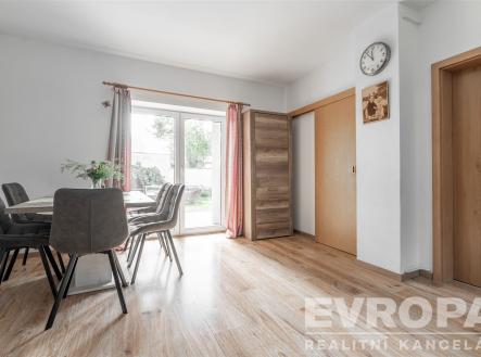 . | Prodej - dům/vila, 213 m²