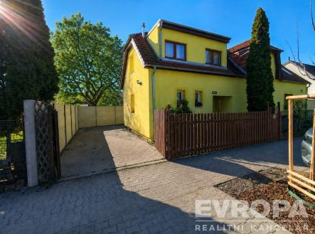 . | Prodej - dům/vila, 213 m²