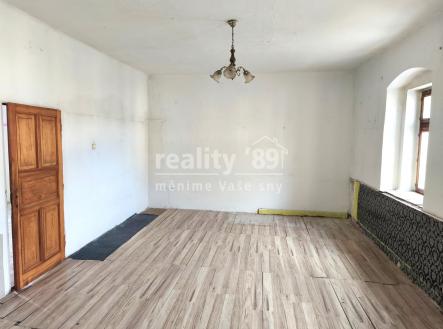 Pokoj 2.NP | Prodej - dům/vila, 242 m²