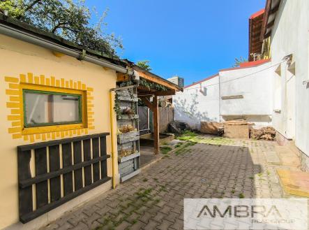 2 | Prodej - dům/vila, 150 m²