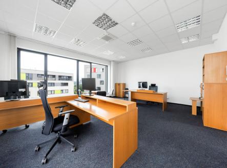Prodej - kanceláře, 87 m²