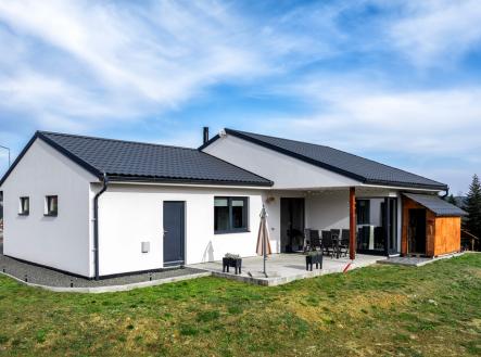 1.jpg | Prodej - dům/vila, 111 m²