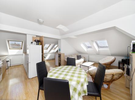 Prodej bytu, 2+kk, 75 m² obrázek