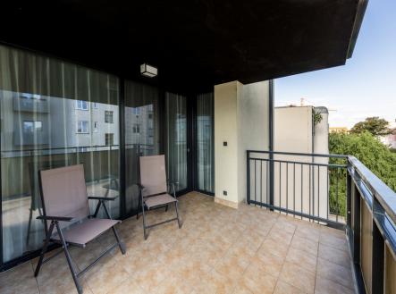 4-1.jpg | Prodej bytu, 2+kk, 71 m²