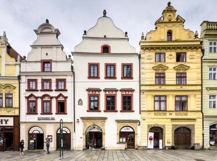 101.jpg | Prodej - nájemní dům, 606 m²