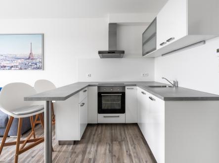 2-1.jpg | Pronájem bytu, 1+kk, 31 m²