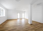 Prodej - kanceláře, 89 m²