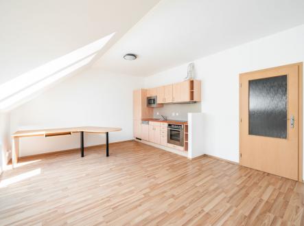 2-1.jpg | Pronájem bytu, 1+kk, 40 m²