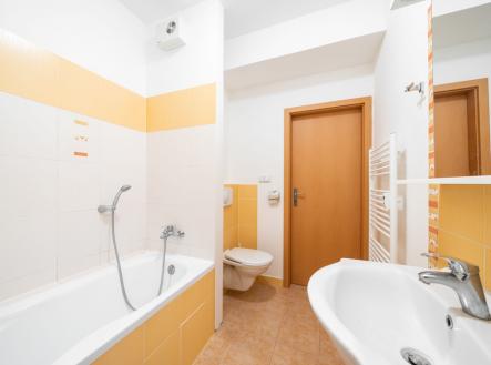 4-1.jpg | Pronájem bytu, 1+kk, 40 m²