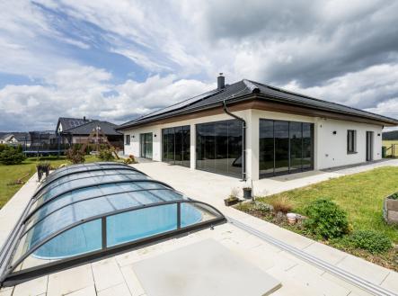 Prodej - dům/vila, 205 m²
