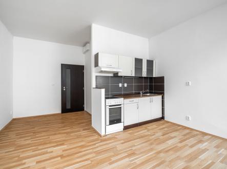 3-1.jpg | Pronájem bytu, 1+kk, 28 m²