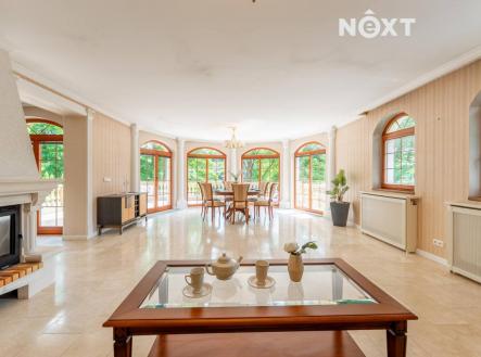 Prodej - dům/vila, 302 m²