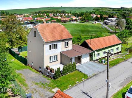 Prodej - dům/vila, 246 m²