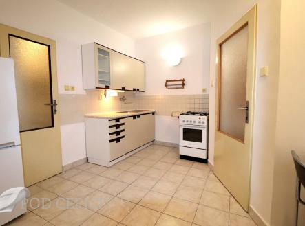 Pronájem - dům/vila, 148 m²