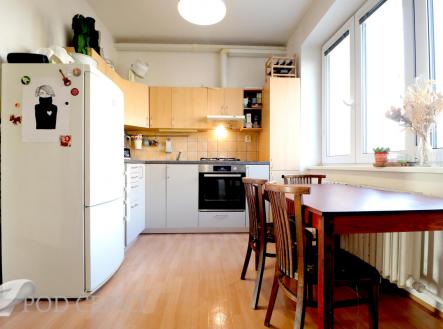 Pronájem bytu, 2+1, 61 m²