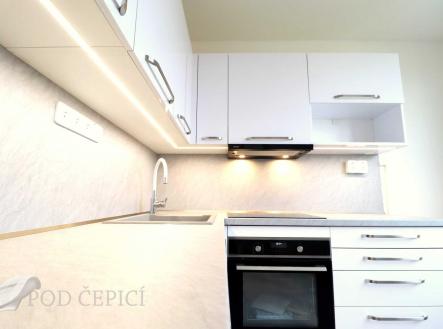 Pronájem bytu, 4+1, 82 m²