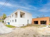 Prodej - dům/vila, 332 m²