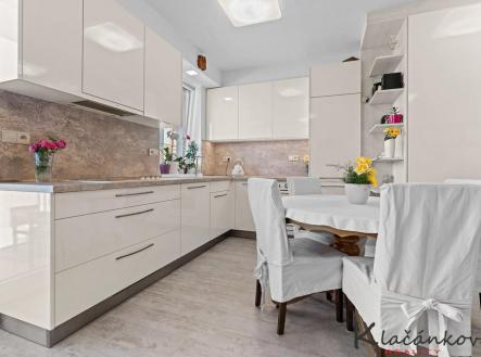 Dana-Klačánková-2.jpg | Prodej bytu, 2+kk, 64 m²